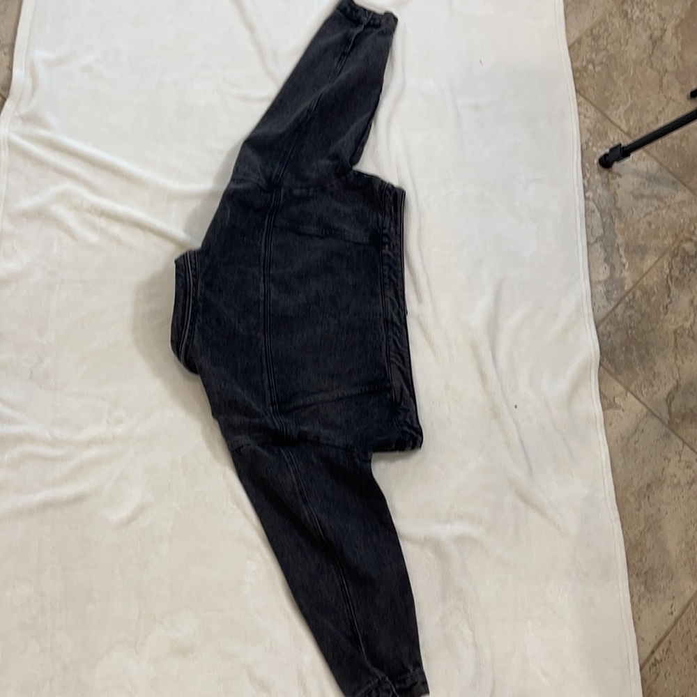 Black Denim cropped jacket - Picture 5 of 6